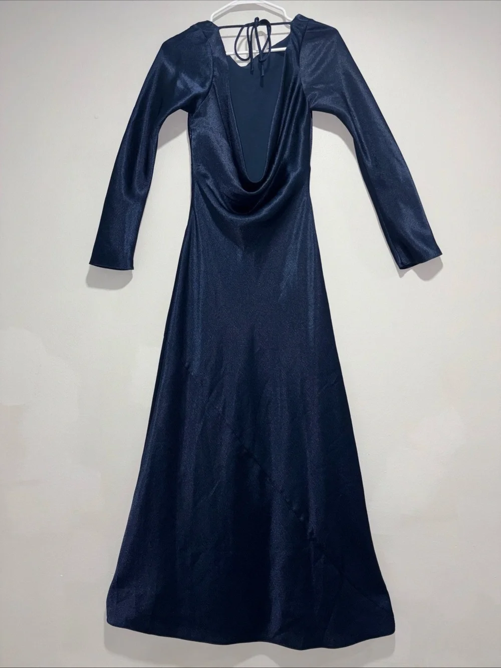 Abercrombie & Fitch Long-sleeve Cowl Back Slip Maxi Dress Women’s Size S Navy